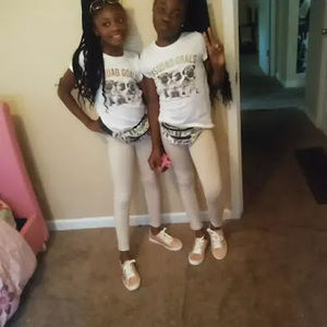 Meet your Posher, Bri_